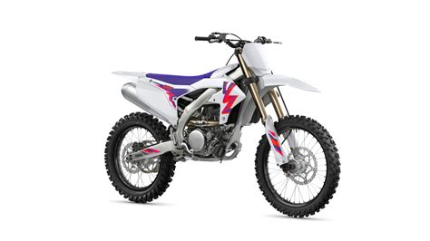 Yamaha .